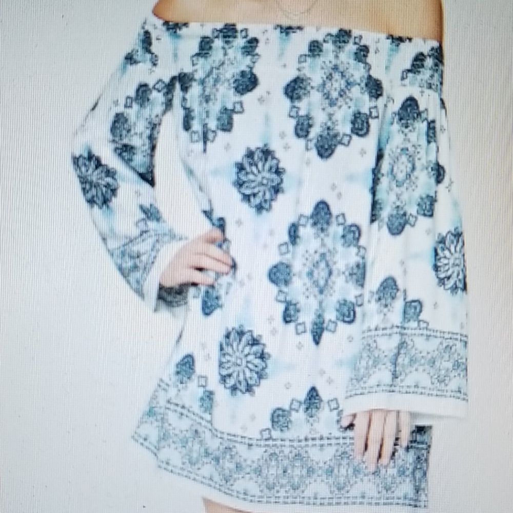 2/$20 NWOT F21 Off the Shoulder Dress